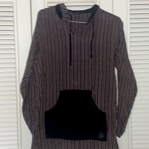 Long sleeve hooded shirt